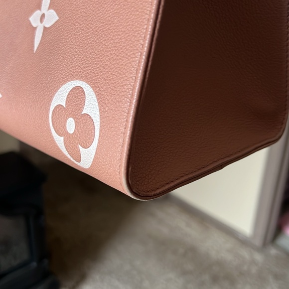 100% Authentic Gorgeous Louis Vuitton Limited Edition - Picture 5 of 6